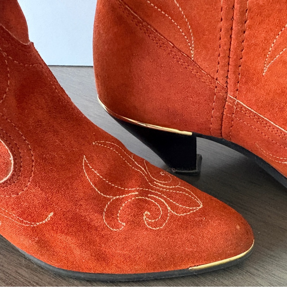 Vtg 80s Womens Rust Suede
ACME Boots Heels Shoe
Western Cowgirl Butterfly - Picture 2 of 10